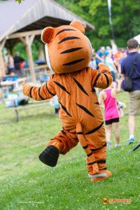 Buffy the Trail Slayer is off to Rattlesnake Point for race #3!